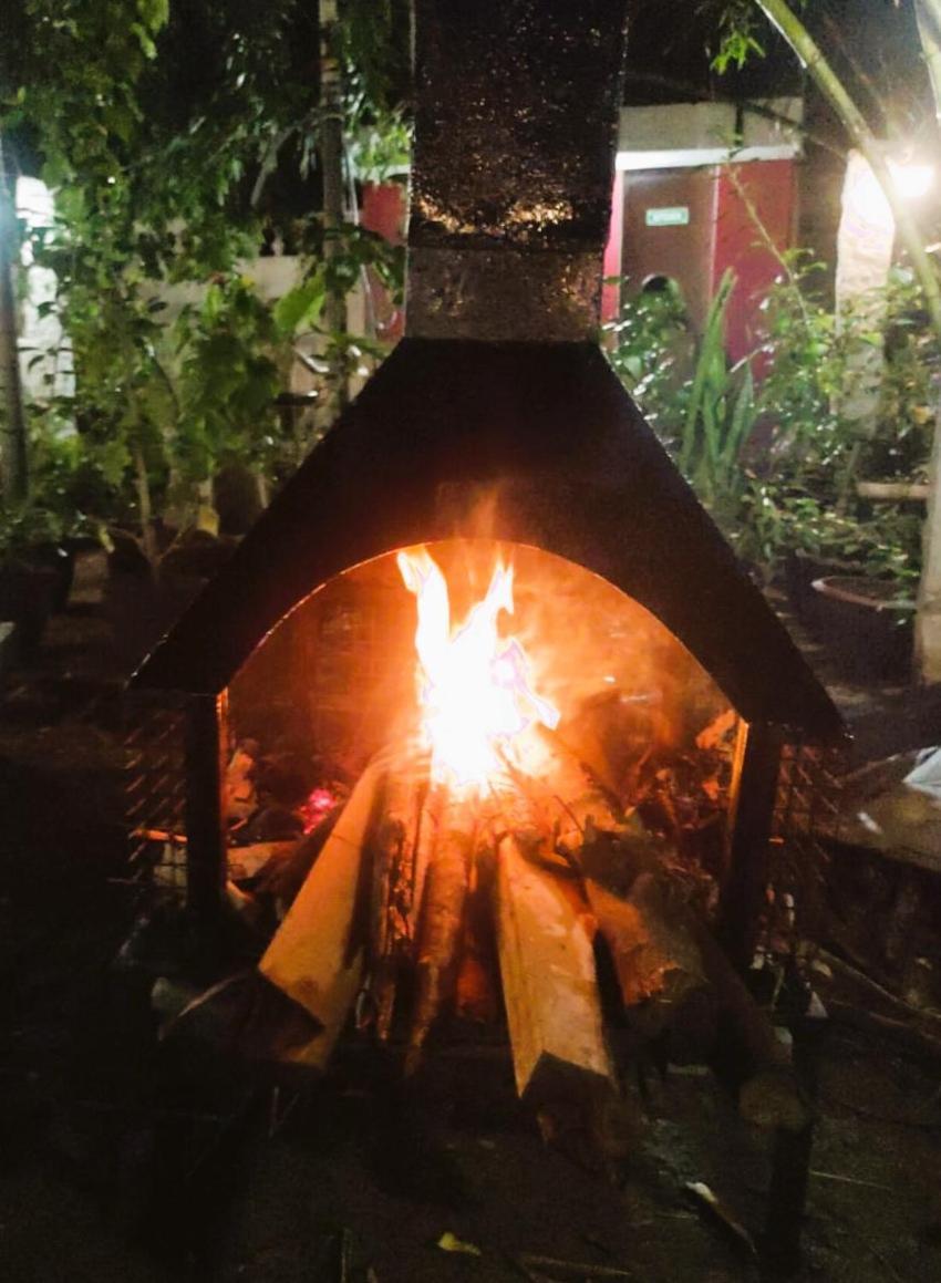 The Well Beach Side Guest House Auroville Esterno foto